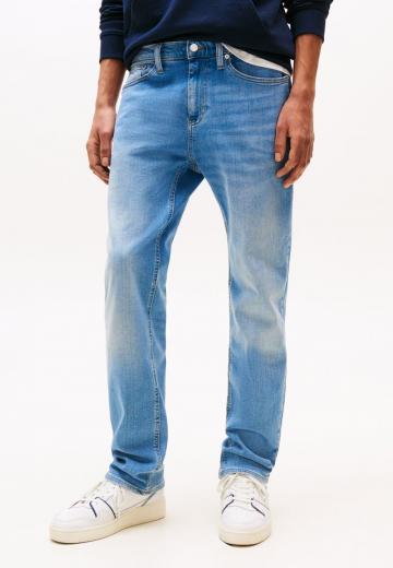 Узкие джинсы