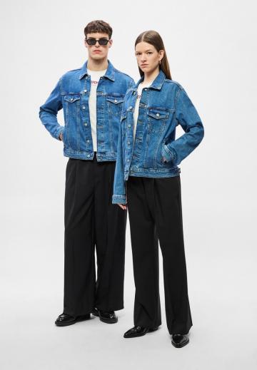 Джинсовая куртка