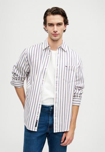 Узкие джинсы