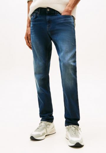 Узкие джинсы