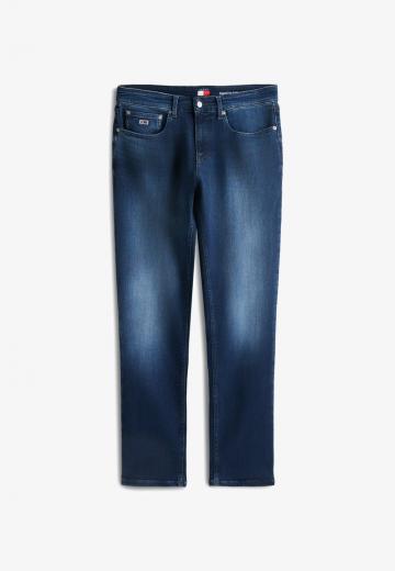 Узкие джинсы