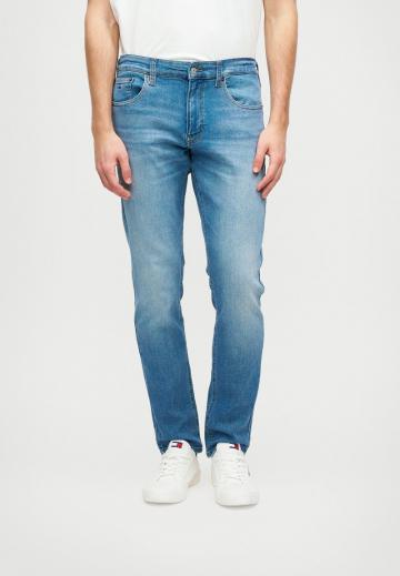 Узкие джинсы