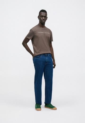 Прямые джинсы