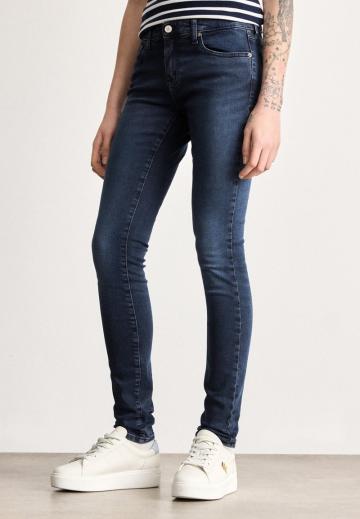 Джинсы