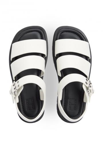 Босоножки на платформе