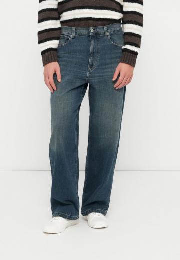 Свободные джинсы