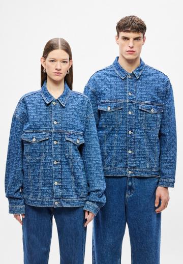 Джинсовая куртка