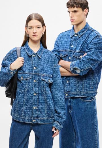 Джинсовая куртка