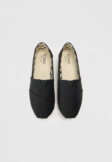 Спортивные балетки