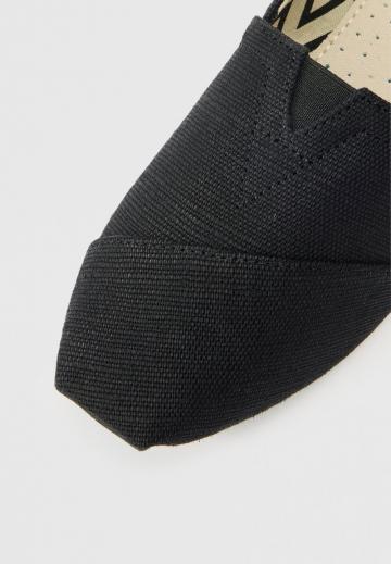 Спортивные балетки