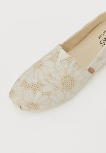 Спортивные балетки