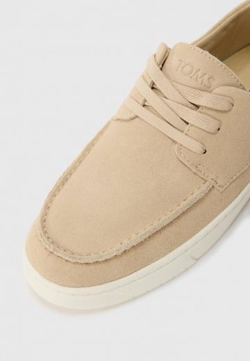 Ботинки на шнуровке