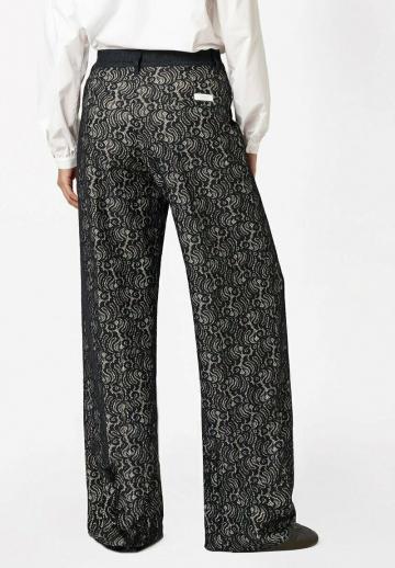 Прямые брюки