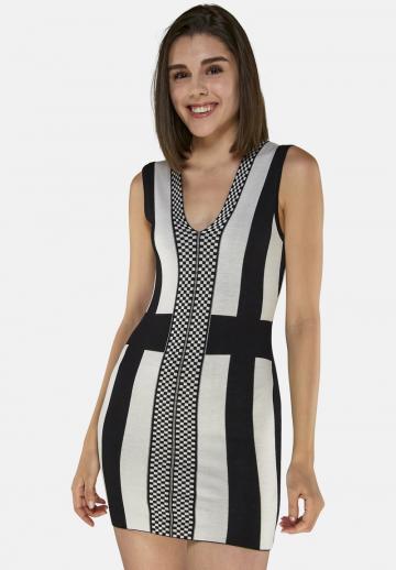 Платье футляр