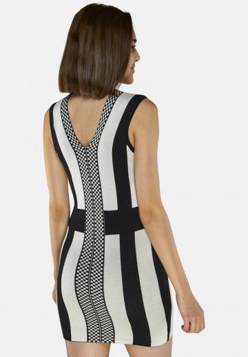 Платье футляр