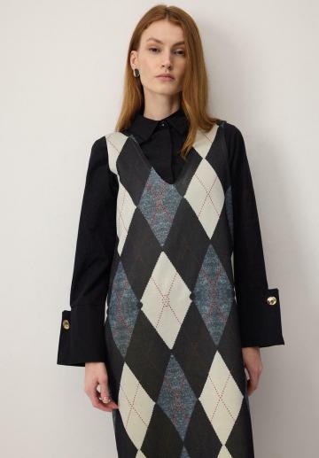 Вязаное платье