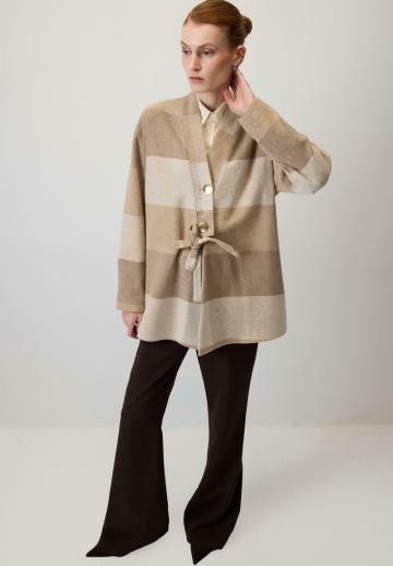 Короткое пальто