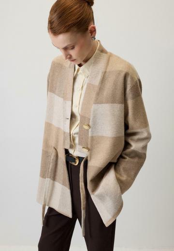 Короткое пальто