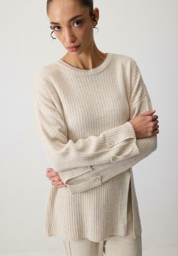 Длинный пуловер