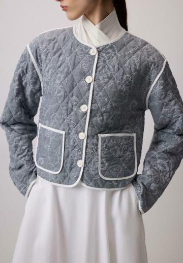 Жаккардовая вязаная кофта