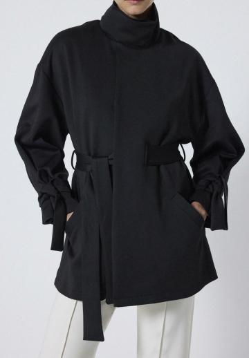 Короткое пальто