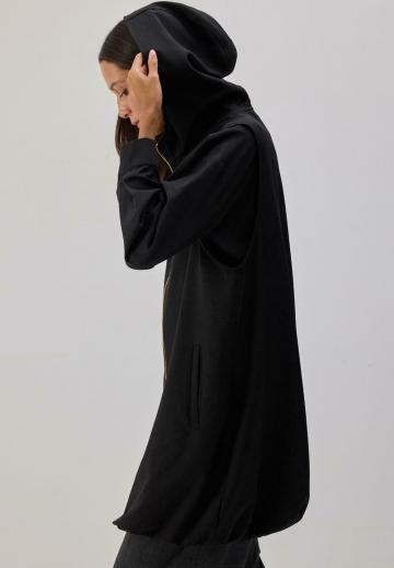 Длинный жилет