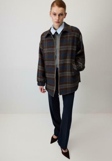 Короткое пальто