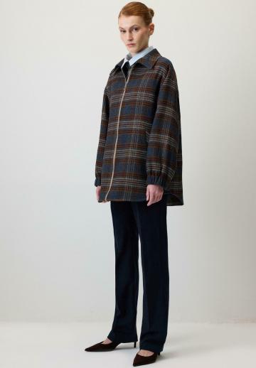 Короткое пальто