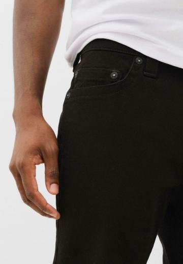 Узкие джинсы