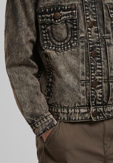 Джинсовая куртка