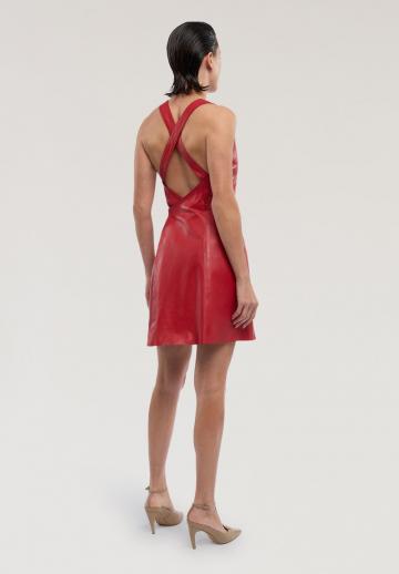 Короткое платье