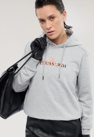 Пуловер с капюшоном