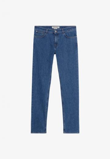 Узкие джинсы