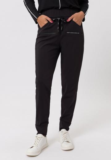 Спортивные штаны