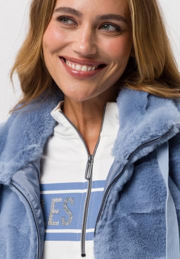 Пуховой жилет