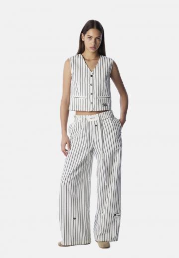 Джинсовая жилетка