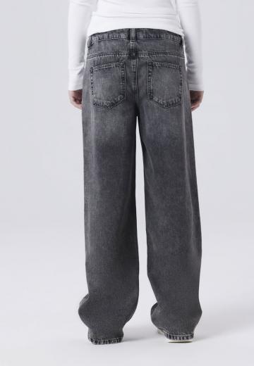 Джинсы