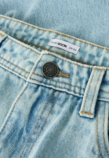 Свободные джинсы