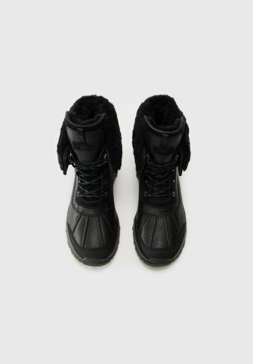 Зимние ботинки