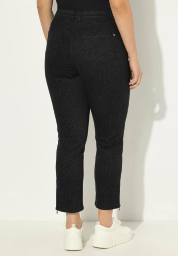 Короткие джинсы