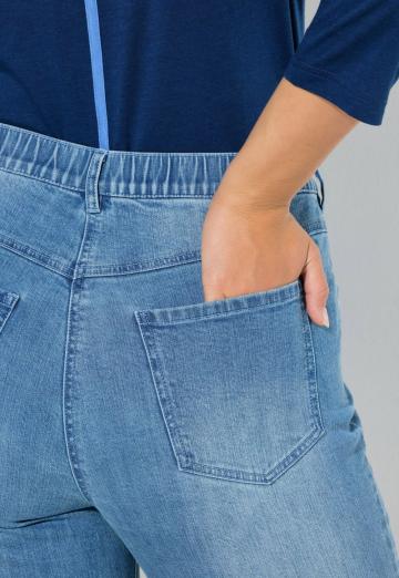 Узкие джинсы