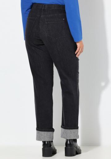 Прямые джинсы