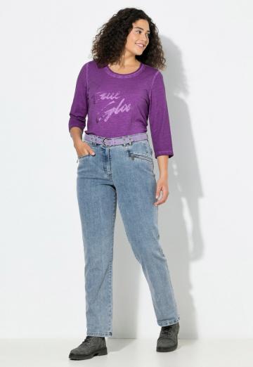 Прямые джинсы