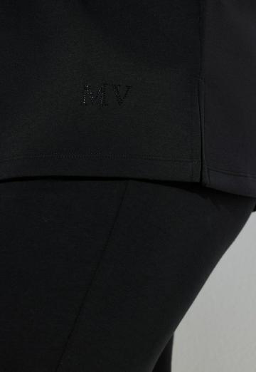 Пуловер с капюшоном