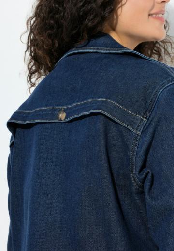 Джинсовая куртка