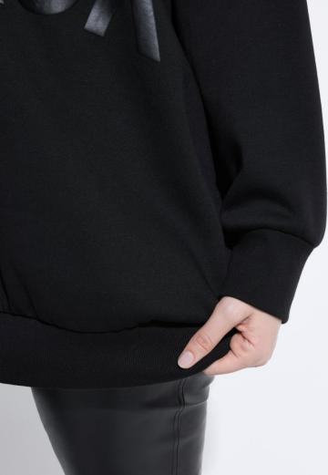 Пуловер с капюшоном