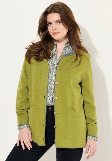 Жаккардовая вязаная кофта