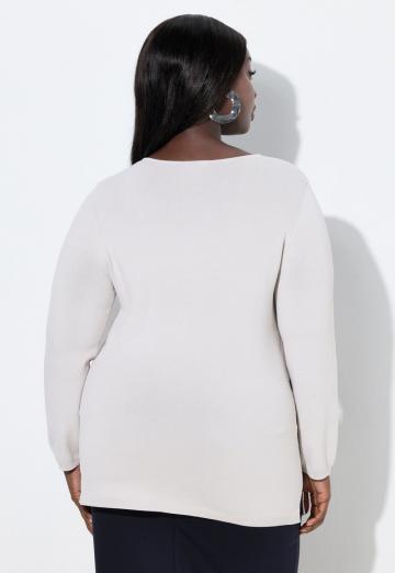 Пуловер в полоску