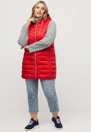 Длинный жилет