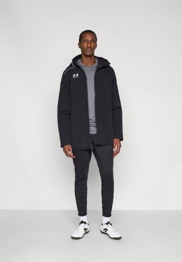 Спортивная куртка